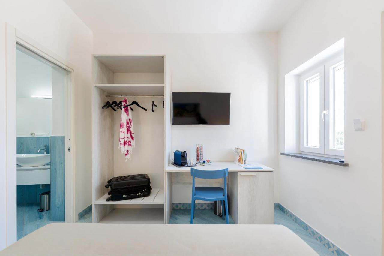 Poseidonia Rooms Прочида Экстерьер фото